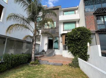 Casa en condominio de 3 habitaciones, Atizapán de Zaragoza · Casa de 550 m² de Construccion, con 3 Recámaras en Venta en Puerta de Jurica