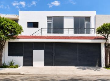 Casa uso de suelo de 5 habitaciones, Zapopan · Casa Totalmente Remodelada con Uso de Suelo — Ciudad de Los Niños, Zapopan
