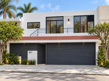 Oficina · 330m² · 5 Recámaras · 3 Estacionamientos · Casa 100% Remodelada + Departamento Independiente | Para Casa U