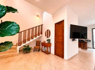 Casa de 3 habitaciones, León · Oportunidad Zona Norte de Leon Casa en Venta Privada Valbuena, con Increible Terraza