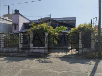 Casa de 5 habitaciones, Nanchital de Lázaro Cárdenas del Río · Casa en Calle Puebla #44, Col. Lazaro Cardenas, Ciudad de Nanchital, Veracruz
