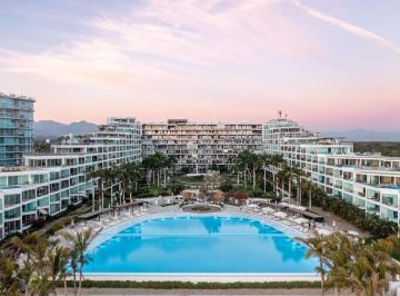 Departamento · 103m² · 2 Recámaras · 1 Estacionamiento · Departamento Frente Al Mar en Venta en Aria Ocean Flamingos 2 Recamaras Nuevo Vallarta