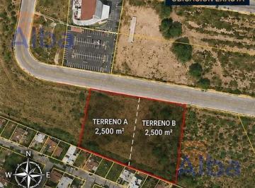 Terreno / Lote · 2500m² · Terreno en Renta a un Costado de Capital City Isla San Marcos
