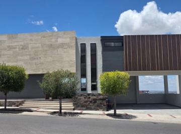 Foto 1 · Casa en Venta en Club de Golf La Loma - San Luis Potosi - Terminada 100%