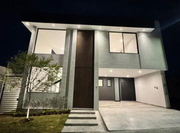 Casa de 3 habitaciones, León · Casa en Renta Lomas del Molino III