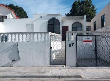Casa de 2 habitaciones, Monterrey · Casa en Renta en Satélite Monterrey