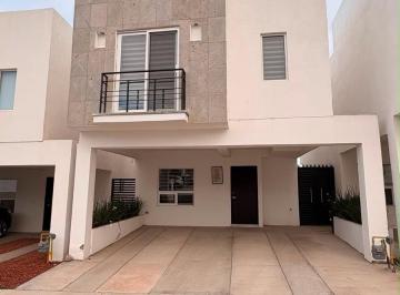 Casa · 127m² · 2 Recámaras · 2 Estacionamientos · Casa en Renta Totalmente Amueblada y Equipada en Zona Reliz