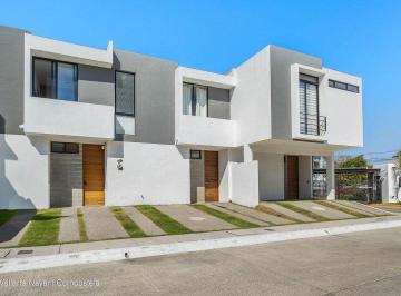 d9fceabb5c17cc4a772b8d6a68f7df27169602915a00aa0143ae954f6a51e0cb · Casa Sin Muebles en Renta en Fraccionamiento Rincon del Cielo, Nayarit
