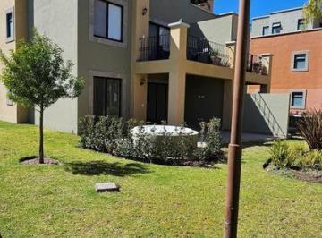 Departamento · 110m² · 2 Recámaras · 1 Estacionamiento · Departamento en Planta Baja, El Deseo. Súper Precio!