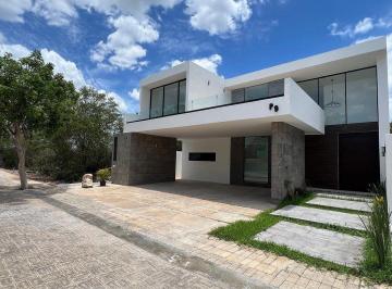 f9a3d982a1df61d3160e0e9ab5cb60d8198e17993e8c0c367ea06016c44814ca · Casa Diseño Moderna en Privada Soluna Temozon Merida Yucatan