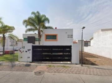 Casa de 4 habitaciones, Querétaro · Casa Milenio Lll Querétaro