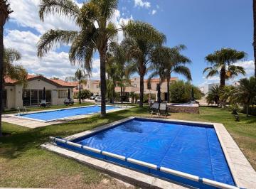 Casa en condominio de 3 habitaciones, Querétaro · Casa en Renta o Venta en Cumbres del Lago