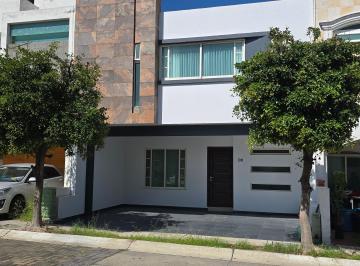 Casa en condominio de 3 habitaciones, Zapopan · Renta de Casa Real Valdepeñas