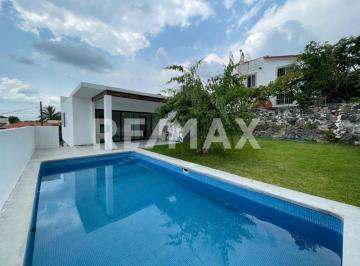 Casa · 350m² · 3 Recámaras · 1 Estacionamiento · Casa en Venta en Morelos, Lomas de Cocoyoc