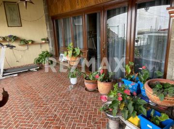 Casa · 315m² · 5 Recámaras · 5 Estacionamientos · Casa en Venta en Morelos, Ocotepec