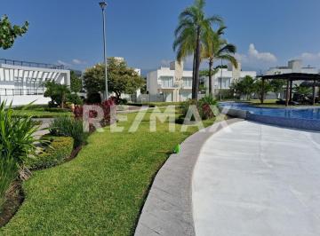 Casa · 105m² · 3 Recámaras · 2 Estacionamientos · Casa en Renta en Cascadas Cocoyoc