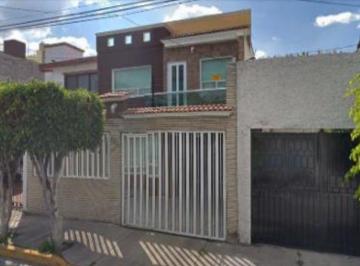 Casa de 4 habitaciones, Nezahualcóyotl · Valle de Las Casas 145, Valle de Aragón 1 Secc, Cp 57100, Nezahualcóyotl, Mex.