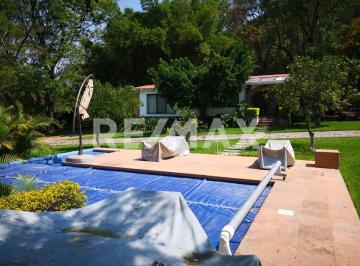Villa · 246563m² · 8 Recámaras · Rancho en Venta en Morelos, Tlayacapan