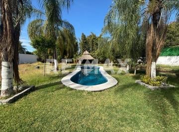 Casa · 1971m² · 2 Recámaras · 10 Estacionamientos · Condominio en Venta en Morelos. Casasano, Cuautla