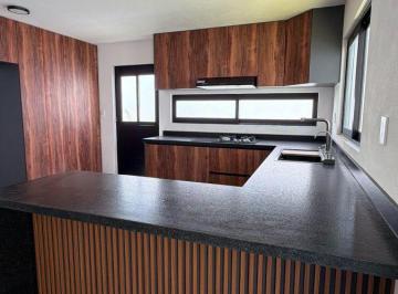 Casa de 3 habitaciones, El Marqués · Casa de 142 m² con 3 Recámaras en Venta en Capital Sur