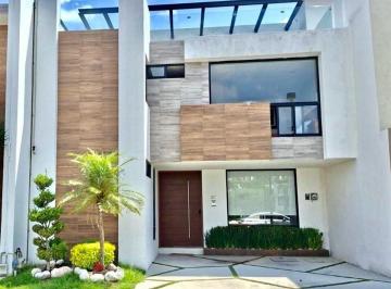 Casa en condominio de 4 habitaciones, San Andrés Cholula · Casa en Venta en Lomas de Angelópolis, Parque Veracruz, 4 Recamaras Una Planta Baja, Roof Garden