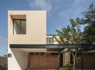 Casa · 169m² · 2 Recámaras · 2 Estacionamientos · Casa en Venta en Temozón Norte, Mérida Yucatán (As)