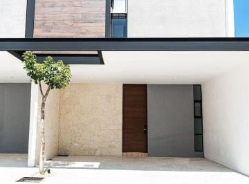 Casa · 114m² · 2 Recámaras · 2 Estacionamientos · Townhouse en Venta en Copo 308d Santa Gertrudis Copó, Mérida Yucatán