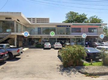 Local comercial · 25m² · Local Comercial en Renta en Plaza Bambú en Av Garcia Lavin en Mérida Yucatan.
