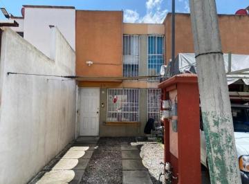 Casa de 2 habitaciones, Mineral de la Reforma · Casa de 2 Recamaras con Amplio Jardín en Fraccionamiento Privado