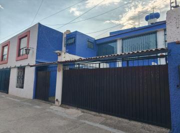 Casa de 3 habitaciones, San Pedro Cholula · Casa en Centro Cholula | 3 Recámaras | 3 Estacionamientos