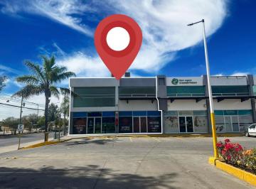 Local comercial · 200m² · 50 Estacionamientos · Local en Renta Multiplaza Blvd. Torres Landa, León, Guanajuato