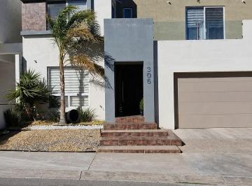2b5cd47efe1c99ab2e37844dc8648894d721401905c74816188ad31d34cbbebd · Casa en Venta en Bosques del Valle III