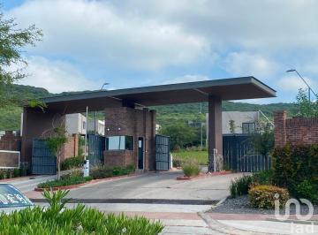 Terreno / Lote · 180m² · Terreno en Altozano Condominio Bruma 13