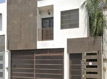 Casa de 3 habitaciones, Monterrey · Hermosa Casa en Zona Tranquila y Bonita en Monterrey