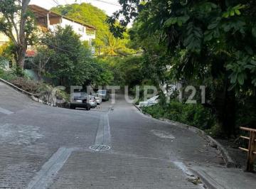 Terreno / Lote · 150m² · Gran Terreno con Opcion Vista Al Mar