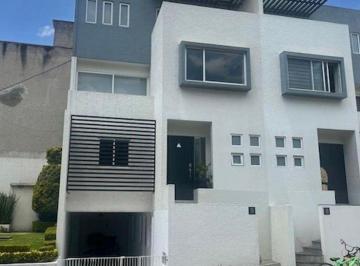 c5ed98258e887fcd5c684155fc555ff1b8c2b5f3422e8814b7bd407f00e8084b · Casa en Venta Cuajimalpa