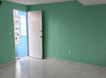 Casa en condominio en Renta de 2 habitaciones Los Sauces · Casa en Renta en Sauces V, Cerca del Aeropuerto de Toluca