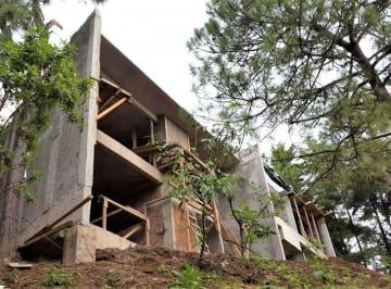 Terreno / Lote , Valle de Bravo · Remato Terreno, Excelente Oportunidad, Inigualable Vista
