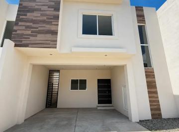 1 · Casa en Venta en Privanza Praderas