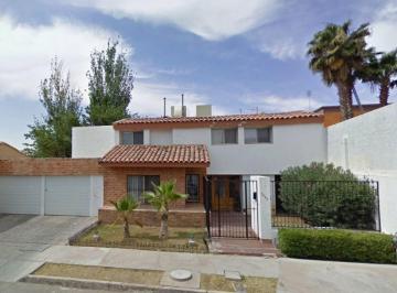 Casa de 3 habitaciones, Juárez · Casa en Venta en Nueva España, Chihuahua.