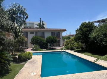 Casa de 4 habitaciones, Monterrey · Casa en Venta en El Centro de Monterrey, N. L