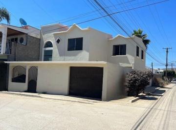 08f38a4c33fe2b3d4ac45be467f5a9820c23b2a987687212319545fc1ce77241 · Renta | Casa Amplia 4 Recamaras - Cerca de La Garita de Otay