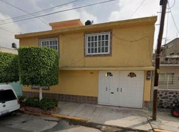 Casa de 3 habitaciones, Ecatepec de Morelos · Casa en Venta, Viveros Xalostoc