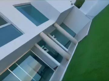 Casa de 4 habitaciones, León · Casa en Renta en Lomas de Gran Jardin con 4 Recamaras y Vista Panoramica