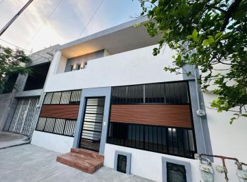 Casa de 4 habitaciones, San Nicolás de los Garza · Casa en Venta Recién Remodelada
