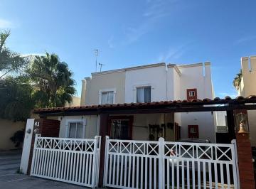Casa · 112m² · 3 Recámaras · 3 Estacionamientos · Casa en Venta en Rancho Sta Monica
