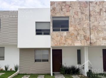 Casa · 105m² · 3 Recámaras · 2 Estacionamientos · Vive con Comodidad y Estilo en La Reserva Residencial
