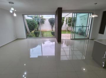 Casa · 187m² · 3 Recámaras · 2 Estacionamientos · Casa de Oportunidad en Venta Punta Altozano