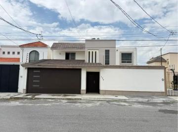 1 · Casa en Venta en San Patricio