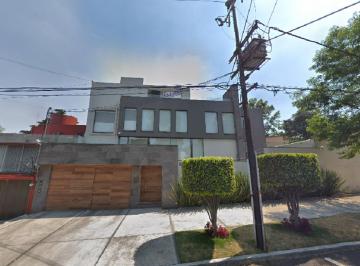 Casa de 5 habitaciones, Miguel Hidalgo · Casa en Venta en Lomas de Chapultepec
